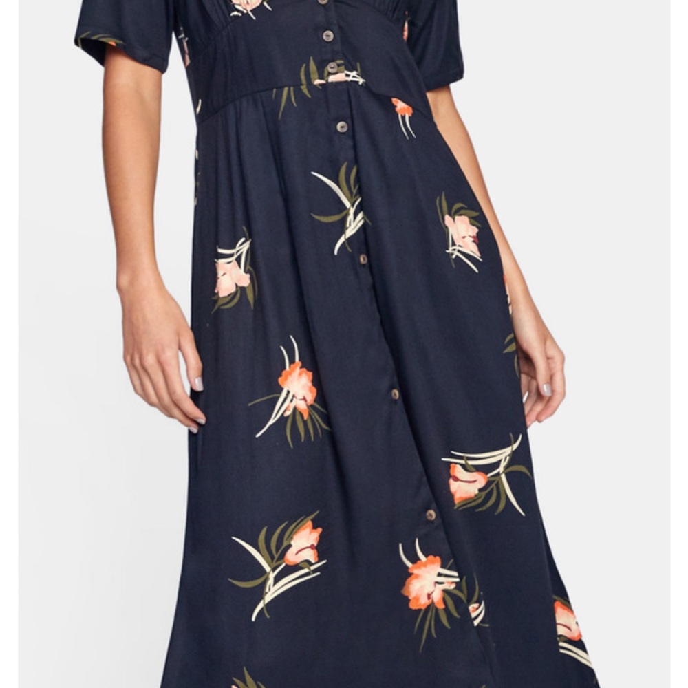 Rvca Avenue dress
